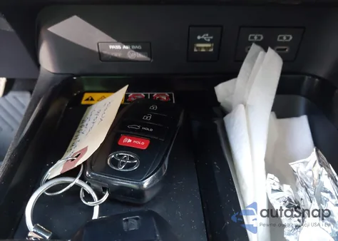 2025 Toyota Camry Le из США, поврежденный, VIN 4T1DBADK9SU502557